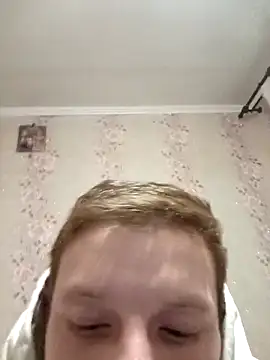 Snapshot of vanhotsexx chatting on 12/19/25, 11:34 vanhotsexx online show from 12/19/25, 11:34