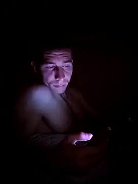 Snapshot of ASGARDEC chatting on 12/20/25, 02:57 ASGARDEC online show from 12/20/25, 02:57