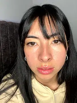 Snapshot of junorise23 chatting on 01/13/26, 04:18 junorise23 online show from 01/13/26, 04:18