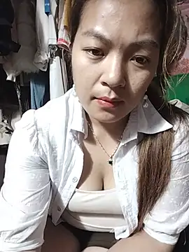 Lucky cutee online show from 05/20/26, 03:34