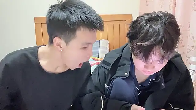 junnan001 online show from 01/10/26, 10:28