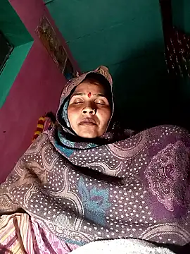 Snapshot of Rakhi_cut chatting on 02/03/26, 05:18 Rakhi cut online show from 02/03/26, 05:18