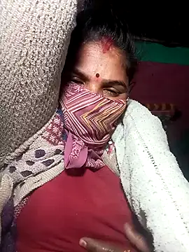 Snapshot of Rakhi_cut chatting on 02/08/26, 11:30 Rakhi cut online show from 02/08/26, 11:30