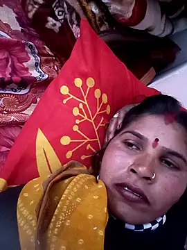 Snapshot of Rakhi_cut chatting on 02/10/26, 09:57 Rakhi cut online show from 02/10/26, 09:57