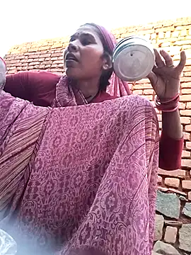 Snapshot of Rakhi_cut chatting on 02/16/26, 01:46 Rakhi cut online show from 02/16/26, 01:46