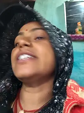 Snapshot of Madhu_cute chatting on 02/20/26, 11:32 Madhu cute online show from 02/20/26, 11:32