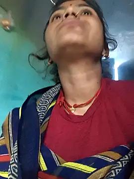 Snapshot of Madhu_cute chatting on 02/23/26, 01:36 Madhu cute online show from 02/23/26, 01:36