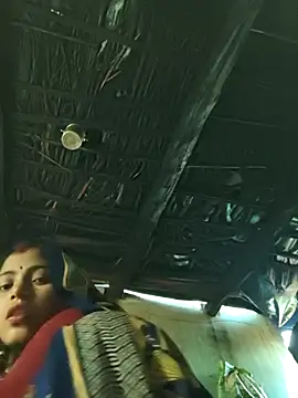 Snapshot of Madhu_cute chatting on 02/25/26, 01:37 Madhu cute online show from 02/25/26, 01:37