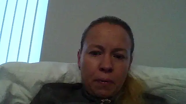 jennyblondeuk online show from 03/30/26, 05:47