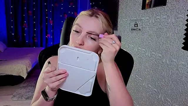 Eva Vibe  online show from 02/09/26, 06:12