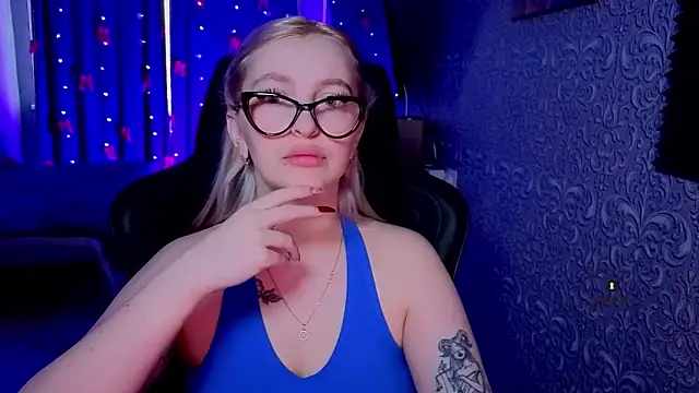 Eva Vibe  online show from 03/13/26, 04:52