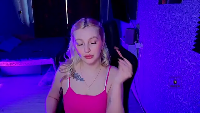 Eva Vibe  online show from 03/24/26, 05:34