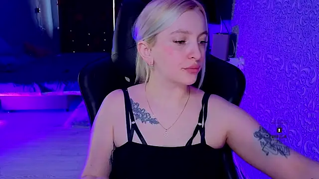 Eva Vibe  online show from 03/30/26, 05:52