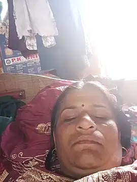 CUTE Ishpa online show from 02/21/26, 09:43