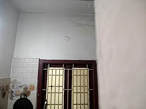 Snapshot of Tamilwifelove chatting on 12/21/25, 02:19 Tamilwifelove online show from 12/21/25, 02:19