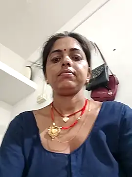 Snapshot of Mahima_rani34 chatting on 06/20/26, 10:34 Mahima rani34 online show from 06/20/26, 10:34