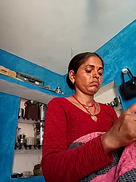 Snapshot of Mahima_rani34 chatting on 07/06/26, 10:34 Mahima rani34 online show from 07/06/26, 10:34
