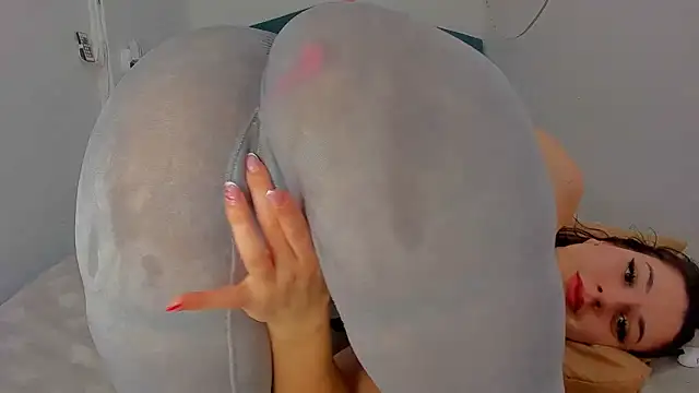 Snapshot of RedAssHottie chatting on 03/14/25, 10:07 RedAssHottie online show from 03/14/25, 10:07