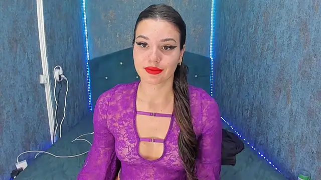 Snapshot of RedAssHottie chatting on 09/14/25, 03:05 RedAssHottie online show from 09/14/25, 03:05