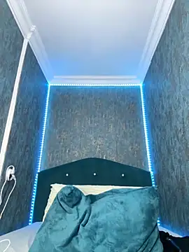 Snapshot of RedAssHottie chatting on 10/23/25, 02:55 RedAssHottie online show from 10/23/25, 02:55