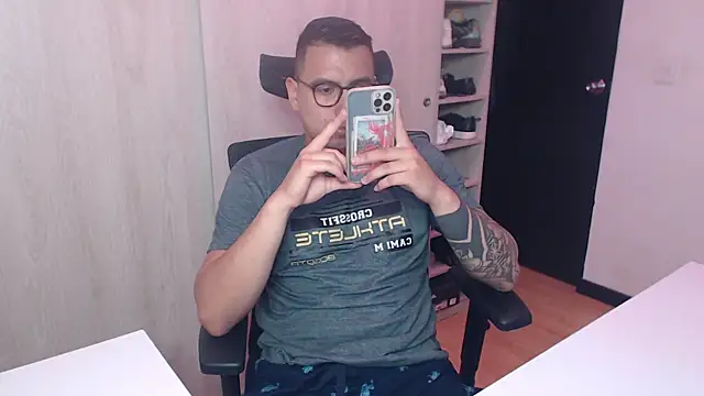 DanteVesper online show from 04/15/26, 02:18