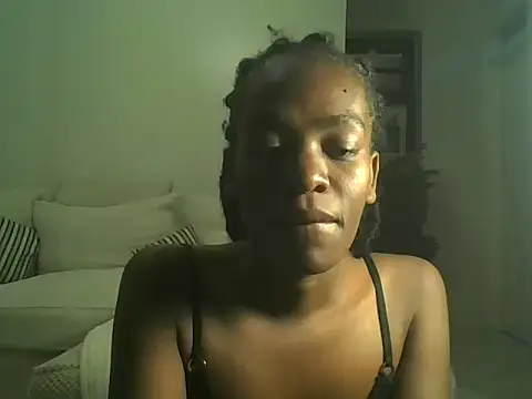 Snapshot of Sexxy_paid chatting on 01/14/26, 04:56 Sexxy paid online show from 01/14/26, 04:56