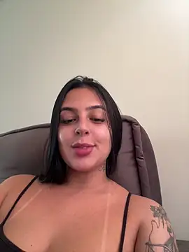 jujuarantes  2026 online show from 04/29/26, 01:26