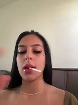 jujuarantes  2026 online show from 05/07/26, 01:49
