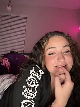 Snapshot of LushLaniii chatting on 02/03/26, 09:47 LushLaniii online show from 02/03/26, 09:47