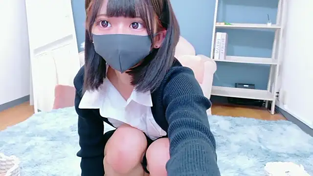 Kiki-jpn online show from 02/15/26, 09:30