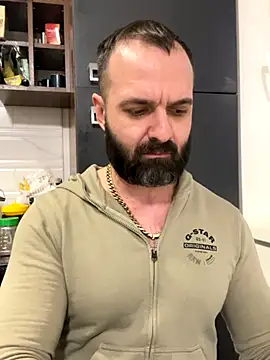 Snapshot of DamonSalvatore2 chatting on 12/21/25, 02:24 DamonSalvatore2 online show from 12/21/25, 02:24