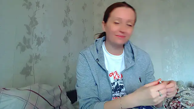 CrystallAngel online show from 04/18/26, 01:04