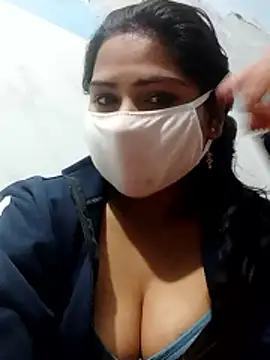 Snapshot of ritu7755 chatting on 01/17/26, 04:43 ritu7755 online show from 01/17/26, 04:43