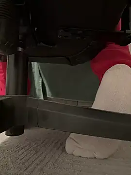 Snapshot of olricbey chatting on 12/21/25, 02:24 olricbey online show from 12/21/25, 02:24