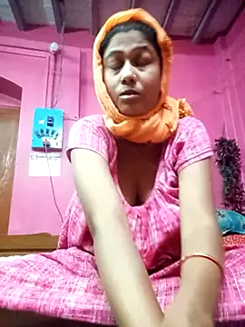 Hooghlypinkivabi online show from 02/06/26, 12:52