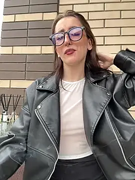 LuxBrunette  online show from 03/27/26, 08:48