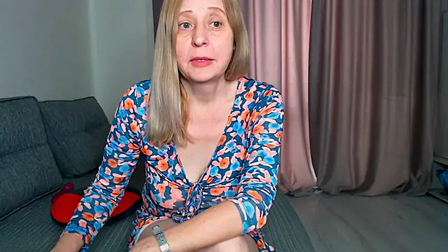 MiLenaMilf online show from 03/15/26, 06:41