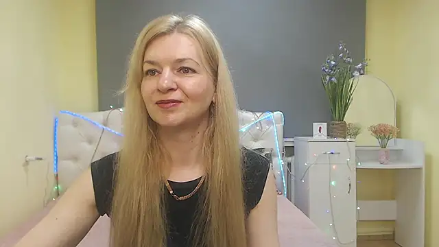 Snapshot of MelissaTyler chatting on 05/16/26, 05:26 MelissaTyler online show from 05/16/26, 05:26