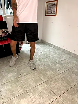 Snapshot of Latin_Paisa_Boy chatting on 01/05/26, 09:18 Latin Paisa Boy online show from 01/05/26, 09:18