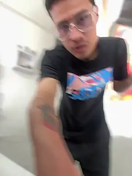 Latin Paisa Boy online show from 03/18/26, 04:10