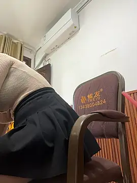 Molly-xiao online show from 02/26/26, 07:51