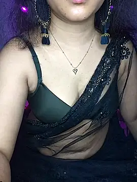 Snapshot of Saumyy chatting on 02/25/26, 05:22 Saumyy online show from 02/25/26, 05:22