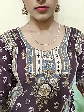 Yours-Zeenat online show from 05/26/26, 07:59