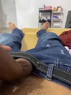 08yeis online show from 02/15/26, 04:14