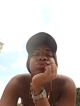  keylafisher  online show from 01/07/26, 05:15