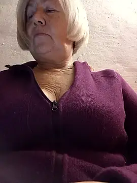 KlaudiaDarling online show from 01/09/26, 07:37