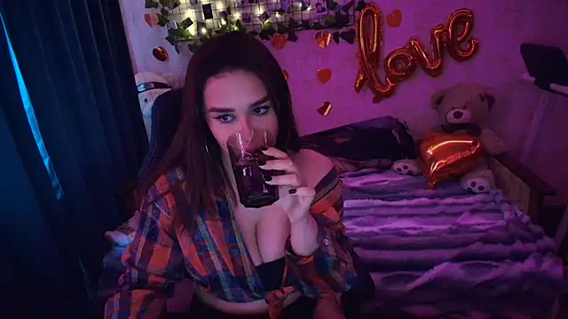 AlisiaRose online show from 03/28/26, 03:28