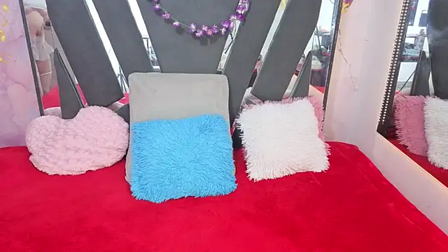 Alice NY online show from 03/13/26, 02:51