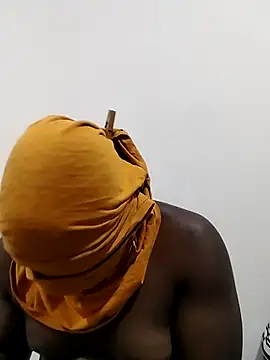 Snapshot of Bra-G chatting on 02/18/26, 10:17 Bra-G online show from 02/18/26, 10:17