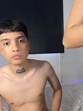 itselladoll online show from 02/27/26, 10:32